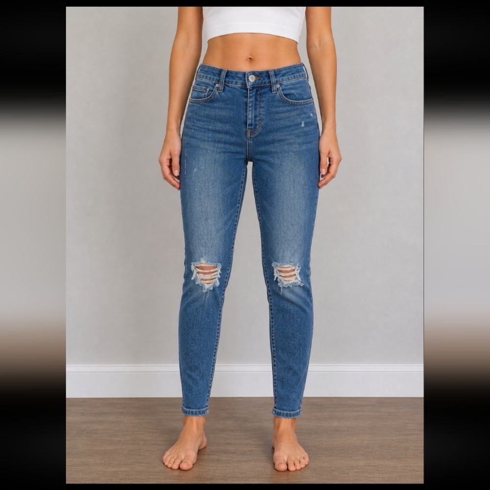 TopShop distressed ripped torn jeans 26